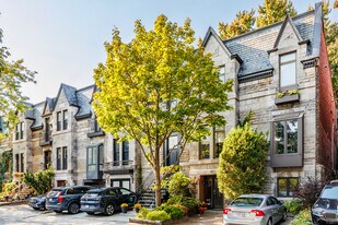 61 Chesterfield Av in Westmount, QC - Building Photo