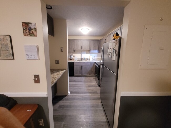 property at 5 Timberwood Dr