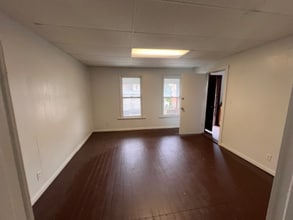 1112 Lenox Ave, Unit 2F in Utica, NY - Building Photo - Building Photo