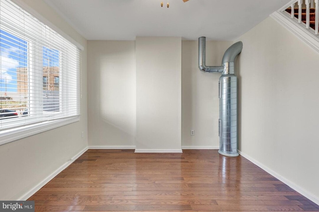 2155 N Philip St Photo