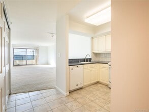 372 Main St in Port Washington, NY - Building Photo - Building Photo