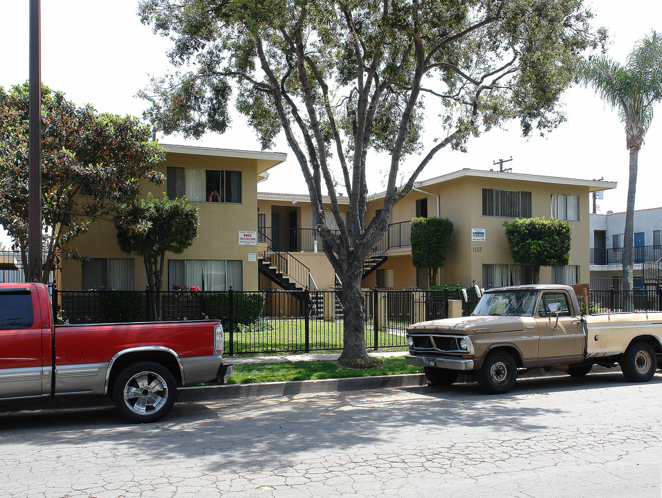 1133 Poplar St in Santa Ana, CA - Foto de edificio