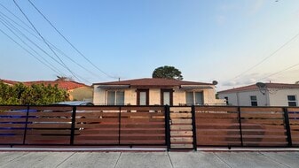 2822 SW 1st St, Unit 2822-SW1st in Miami, FL - Building Photo