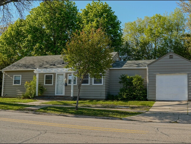 property at 2033 Rural St