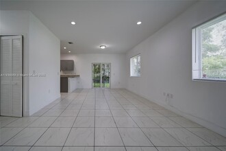 14708 NE 7th Ave in Miami, FL - Building Photo - Building Photo