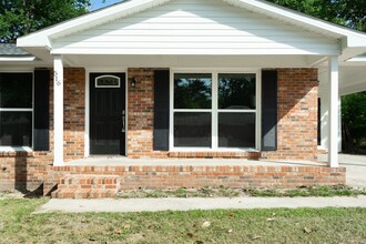 516 Lucy Ave in North Augusta, SC - Foto de edificio - Building Photo