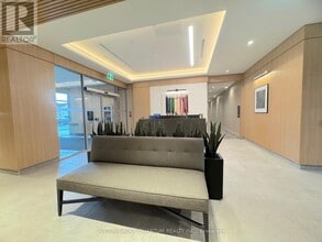 3250 Carding Mill Trail in Oakville, ON - Building Photo - Building Photo