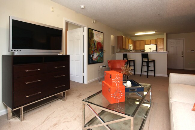 Legacy at Friendly Manor in Greensboro, NC - Building Photo - Building Photo