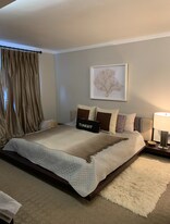 6708 Hillpark Dr in Los Angeles, CA - Building Photo