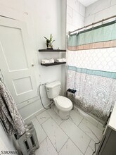 215 Alexander St in Newark, NJ - Building Photo - Building Photo