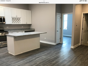 59 S Lasalle St, Unit #2 in Aurora, IL - Building Photo - Building Photo