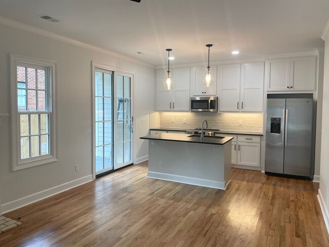 708 Kawana Rd in Columbia, SC - Building Photo - Building Photo