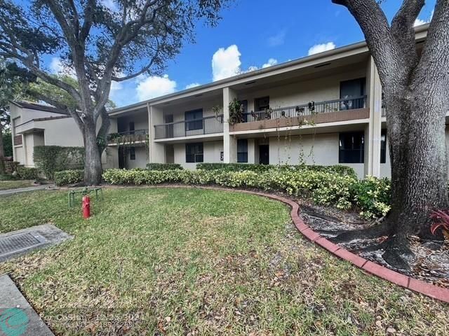 40 NW 76th Ave in Plantation, FL - Building Photo