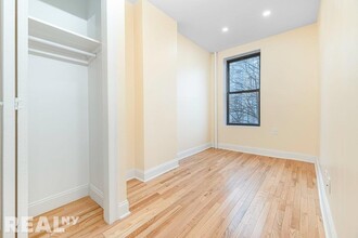 131 Loisaida Ave-Unit -2B in New York, NY - Building Photo - Building Photo