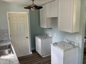 91 Adelaide St in Pontiac, MI - Building Photo - Building Photo