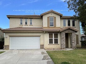 1021 E Pennsylvania Ave in Redlands, CA - Building Photo