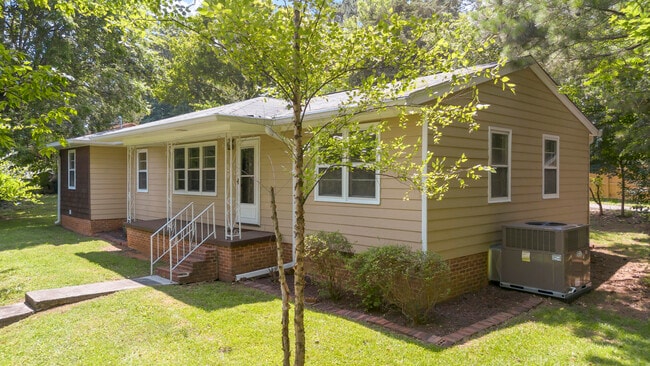 3005 Pine Dr NE in Cleveland, TN - Building Photo - Building Photo