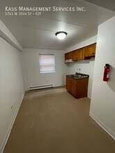 5741 W 35th St in Cicero, IL - Building Photo - Building Photo