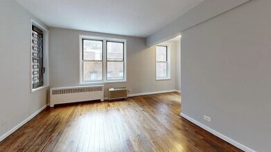 928 Second Avenue, Unit 8 in New York, NY - Building Photo - Building Photo