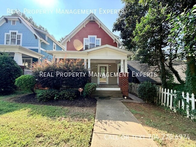 property at 319 Woodvale Pl