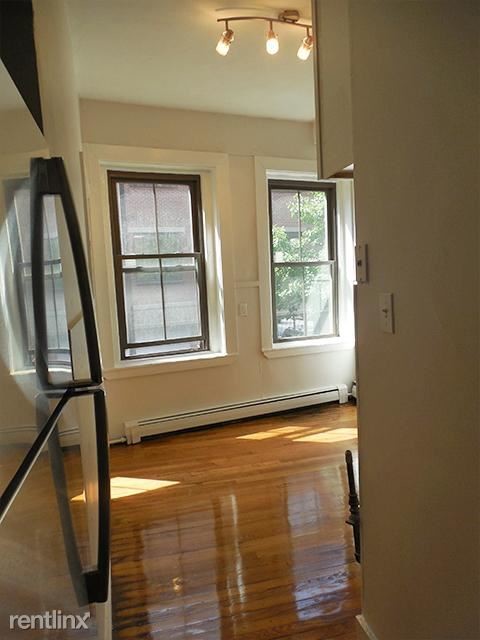 110 Willow St-Unit -110-02BD in Cambridge, MA - Building Photo - Building Photo
