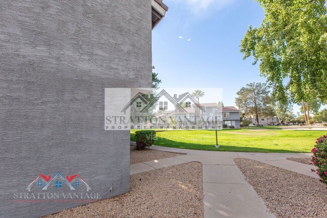 19601 N 7th St in Phoenix, AZ - Building Photo - Building Photo