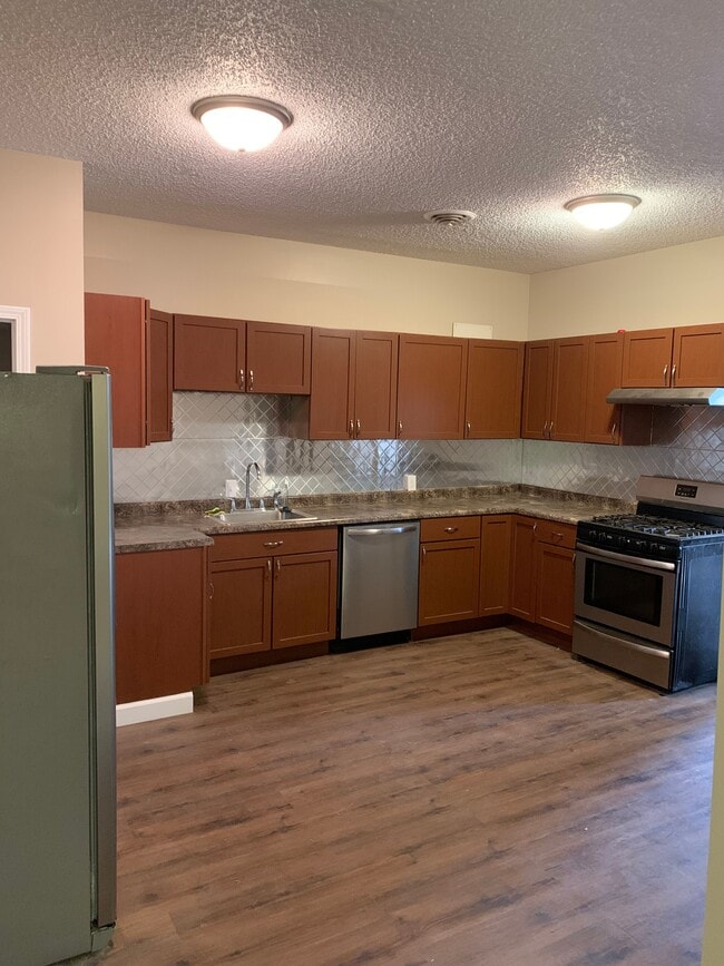 30 N Pacific St in Cape Girardeau, MO - Building Photo - Building Photo