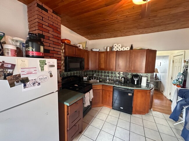 63 I St, Unit 3 in Boston, MA - Building Photo - Building Photo