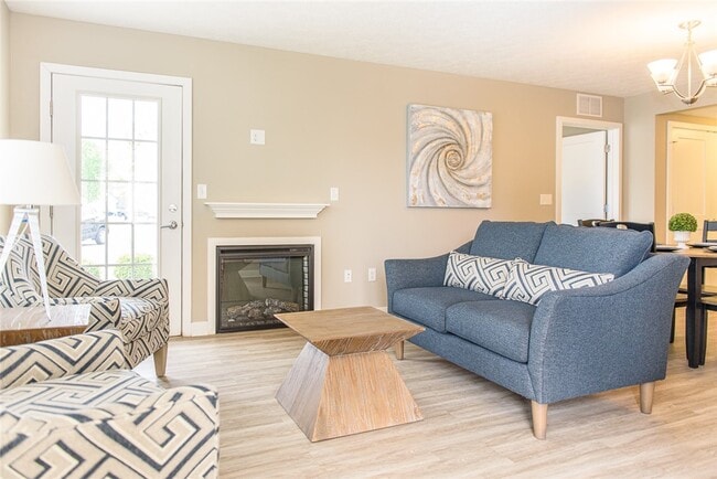 708 New Terrace Ln in Rochester, NY - Building Photo - Building Photo