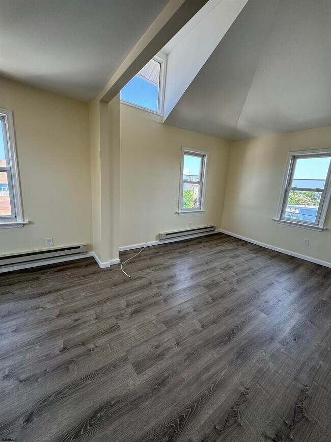 6419 Ventnor Ave in Ventnor City, NJ - Building Photo - Building Photo