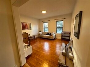 25 Lee St in Boston, MA - Building Photo - Building Photo