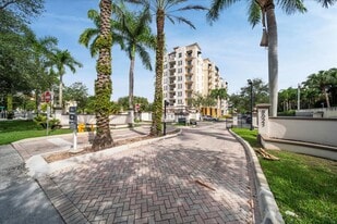 9021 SW 94th St in Miami, FL - Building Photo