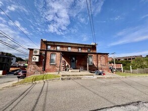 20 E Main St in Beacon, NY - Building Photo - Building Photo