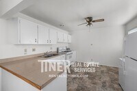 5911 Muldrow Rd photo'