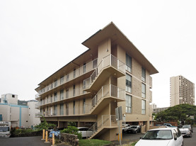 1643 Piikoi St Apartments