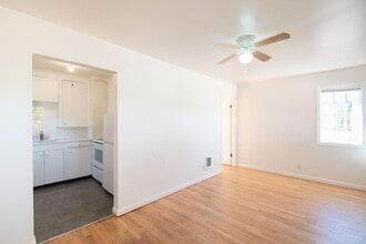 520 19th St NE in Salem, OR - Building Photo - Building Photo