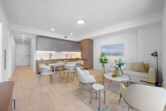 580 72nd St in Miami Beach, FL - Building Photo - Building Photo