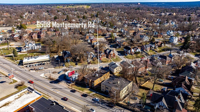 6508 Montgomery Rd, Unit 8 in Cincinnati, OH - Building Photo - Building Photo