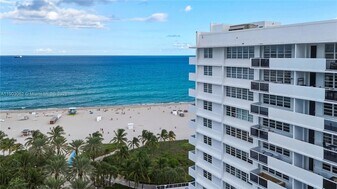 100 Lincoln Rd, Unit 323 in Miami Beach, FL - Building Photo