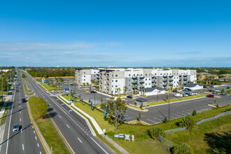 Parasol Melbourne in Melbourne, FL - Foto de edificio - Building Photo