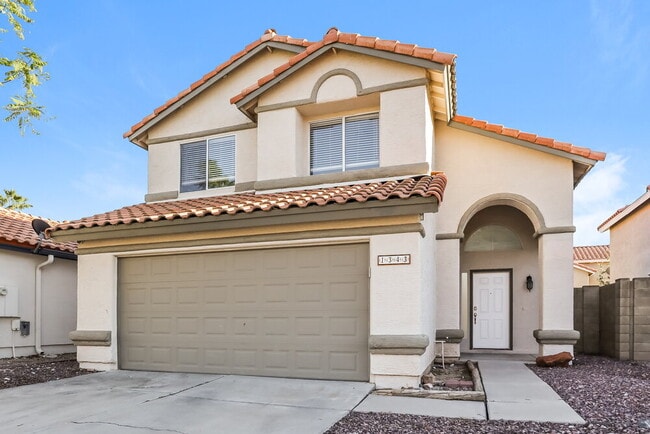 1343 E Helena Dr