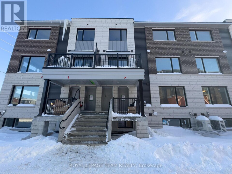 1609 Creekway Private in Ottawa, ON - Building Photo