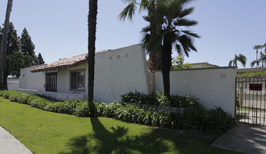 Sea Wind Apartments in Anaheim, CA - Building Photo - Building Photo