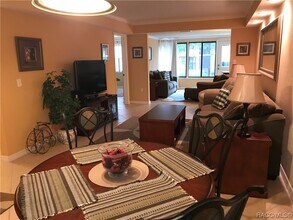 300 E Glassboro Ct in Hernando, FL - Building Photo - Building Photo