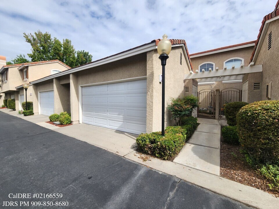 7613 Haven Ave in Rancho Cucamonga, CA - Building Photo