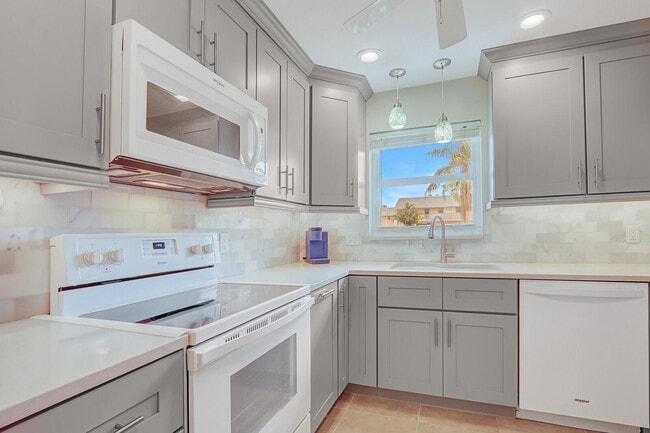 property at 18081 SE Country Club Dr