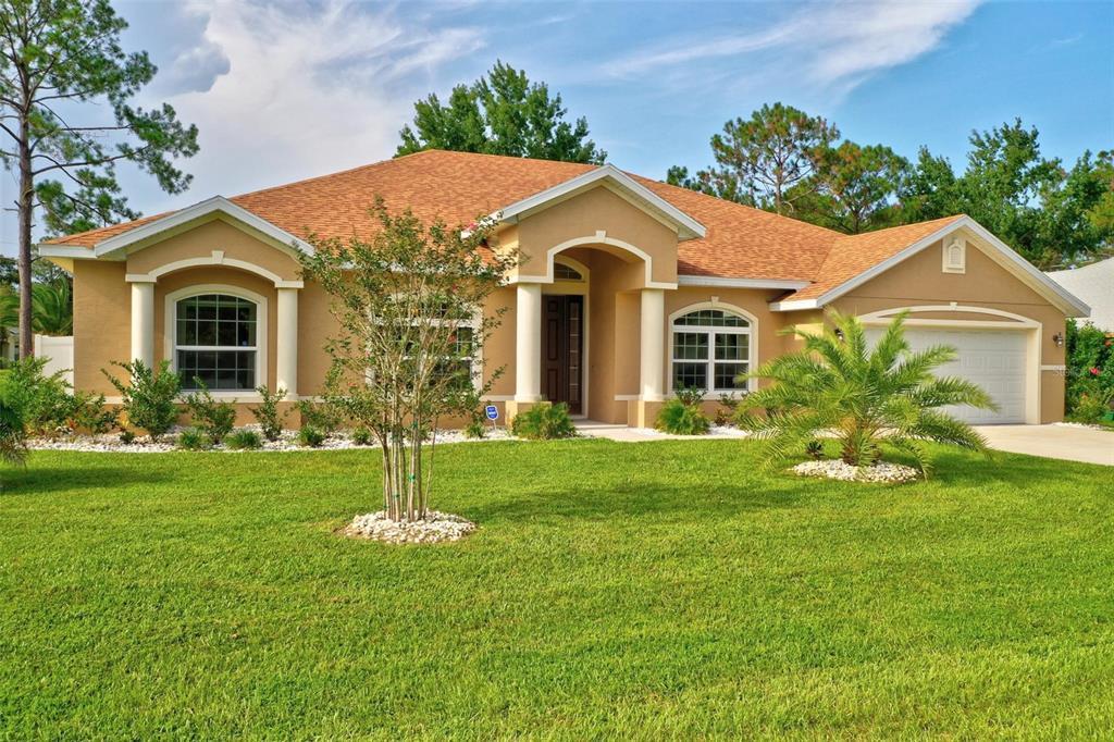 1 Wavering Pl in Palm Coast, FL - Building Photo