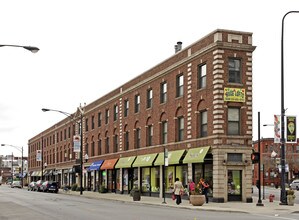 Graceway Corners in Chicago, IL - Foto de edificio - Building Photo