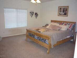 11195 N 165th Ave in Surprise, AZ - Foto de edificio - Building Photo