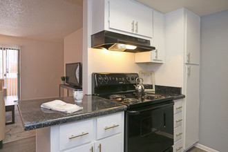 Avenue 8 in Mesa, AZ - Building Photo - Interior Photo